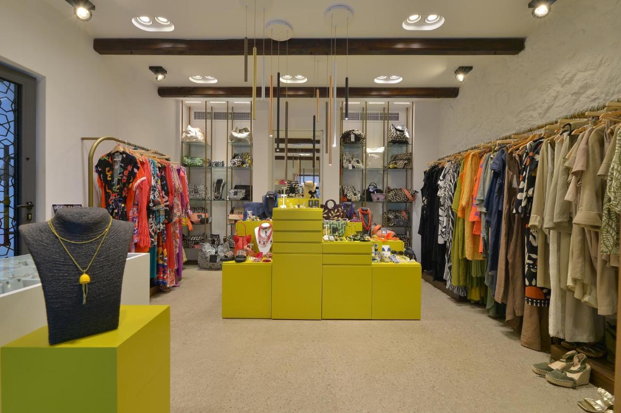 酒店 Aktaion Boutique & 3*